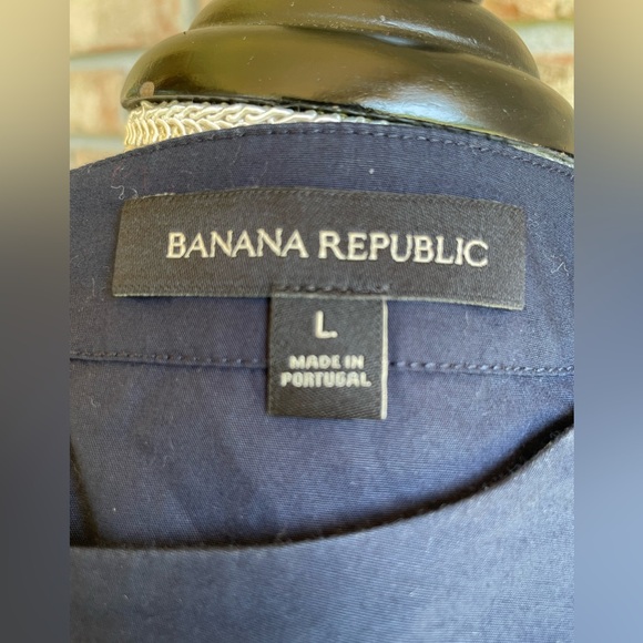 Banana Republic Navy 100% Cotton Cinched Puffy Sleeve Top. - Picture 7 of 8